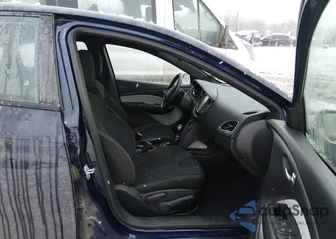 2015 Dodge Dart Sxt z USA, uszkodzony, nr VIN 1C3CDFBB5FD120398